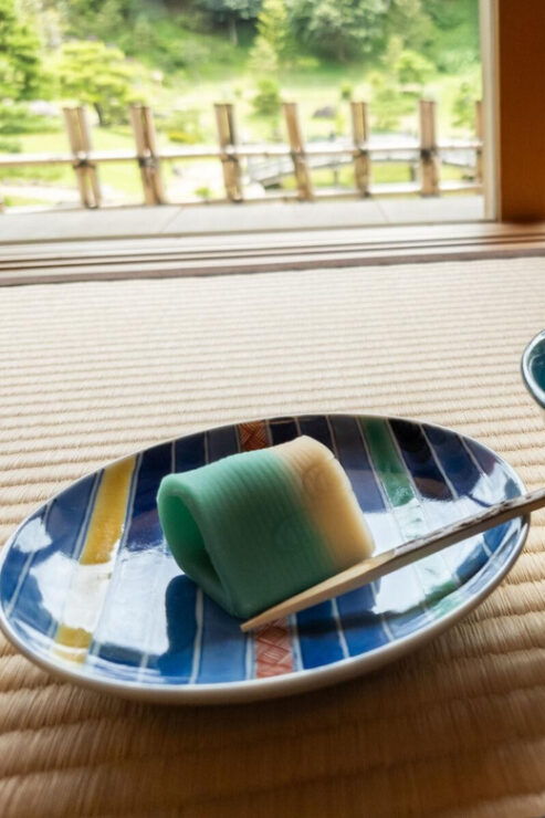 Private Tour Kanazawa: Gold Leaf, Sushi & Afternoon Activity - Itinerary Highlights