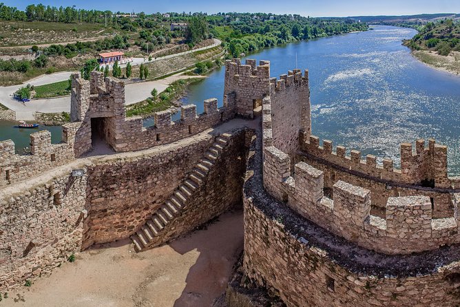 Private Tour KNIGHTS TEMPLAR ROUTE Includes Tickets for 2 Castles and Boat Trip - The Sum Up