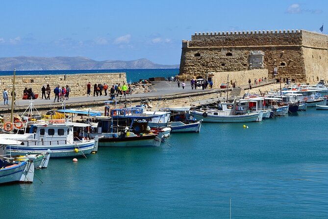 Private Tour Knossos Palace-Archaeological Museum-Heraklion Town - Common Questions