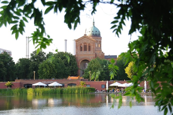 Private Tour, Kreuzberg Highligts and Between Taylor Made for You - Tour Highlights