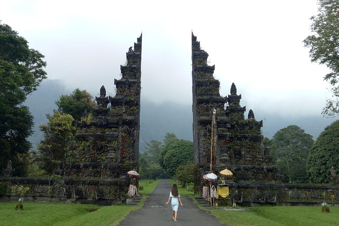 Private Tour: Leke-Leke Waterfall, Handara Gate & Iconic Temples - Tour Highlights