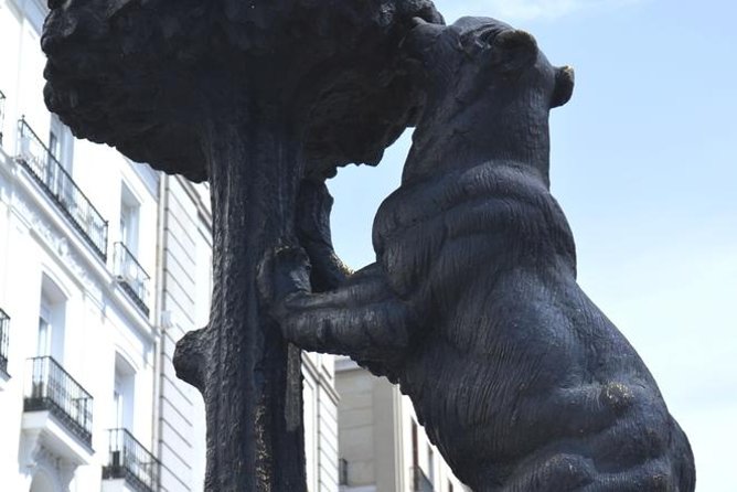 Private Tour: Madrid Walking Tour of Los Austrias - Sophistication of Mercado De San Miguel