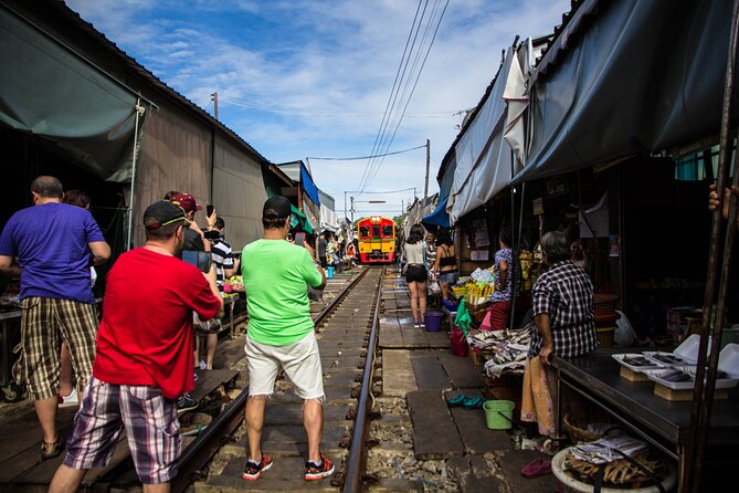 Private Tour : Mae-klong Railway & Damnoen Saduak Floating Market - Confirmation and Accessibility