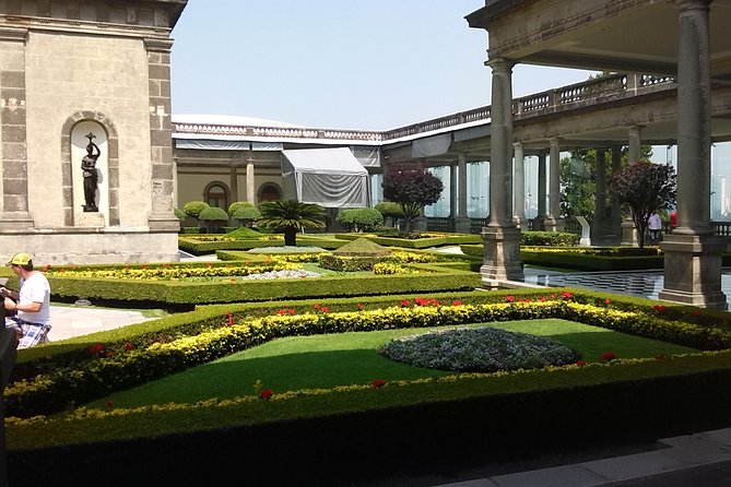 Private Tour Museum of Anthropology and Chapultepec Castle. - Group Size and Price Variation