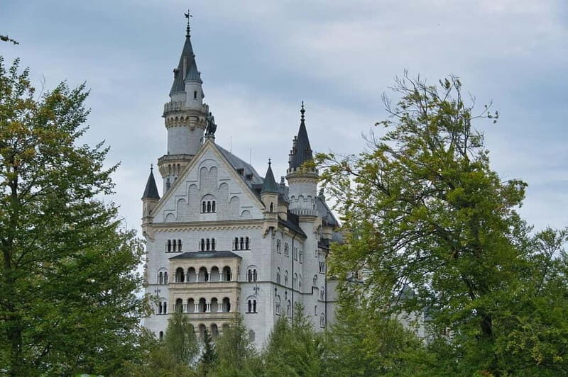 Private tour: Neuschwanstein castle and Alps from Innsbruck - Frequently Asked Questions