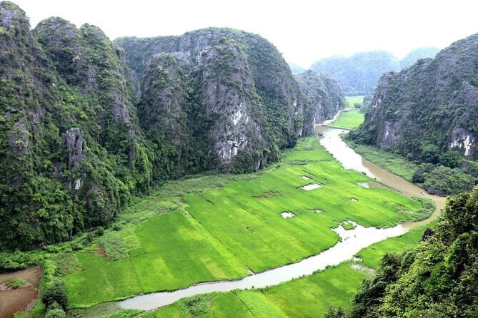 PRIVATE TOUR Ninh Binh One Day - Hoa lu- Tam Coc - Mua Cave - Who Is This Tour Best For?