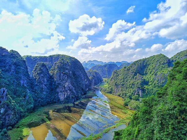 PRIVATE TOUR Ninh Binh One Day - Hoa Lu- Tam Coc - Mua Cave - Inclusions and Amenities