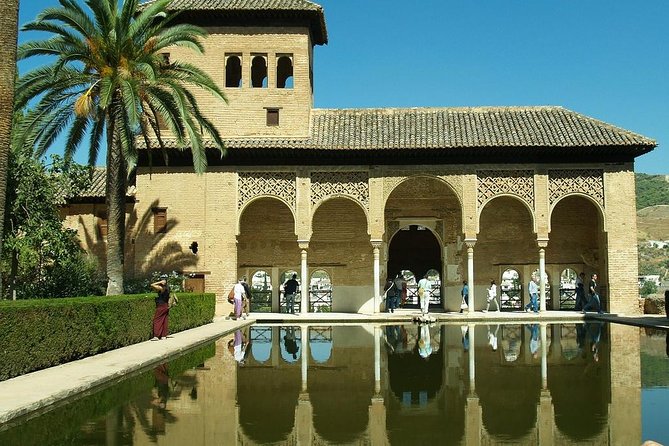 Private Tour of Alhambra and Granada City Center - Questions