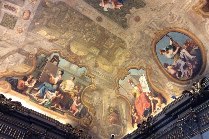 Private Tour of Beethovens Vienna – Retracing Original Venues With an Expert - Experience the Eroica Hall