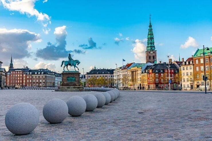 Private Tour of Copenhagen and Christiansborg Palace - Booking and Flexibility Options