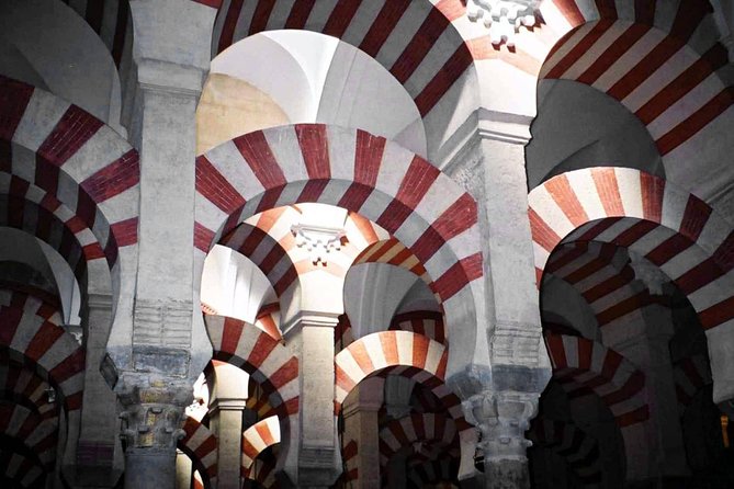 Private Tour of Cordoba Saturdays, Sundays and Holidays 2 Hours - Private Tour Experience