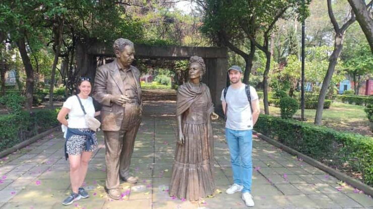 Private Tour of Coyoacan and the Life of Frida Kahlo - Exploring Coyoacans Artistic Legacy