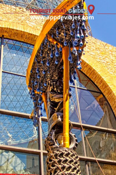 Private Tour of Dalí, Cadaqués, and Girona - Additional Information