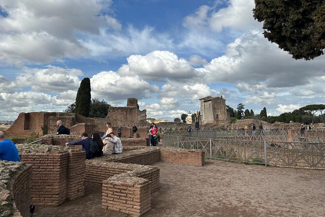 Private Tour of Domus Tiberiana and Ancient Rome - Private Professional Guide