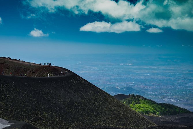 Private Tour of Etna and Winery Visit With Food and Wine Tasting From Taormina - Tour Guide Reviews