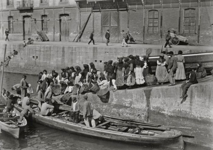 Private Tour of Gijón - Exploring the Fishing Communitys Stories