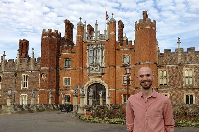 Private Tour of Hampton Court Palace With Award-Winning Architectural Historian - Overview and Tour Details