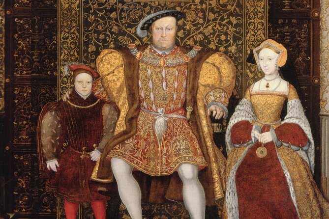 Private Tour of Hampton Court Palace With Award-Winning Architectural Historian - Common Questions