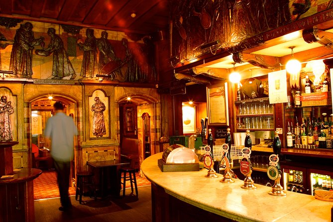 Private Tour of Londons Historic Pubs - Meet Your Expert Guide
