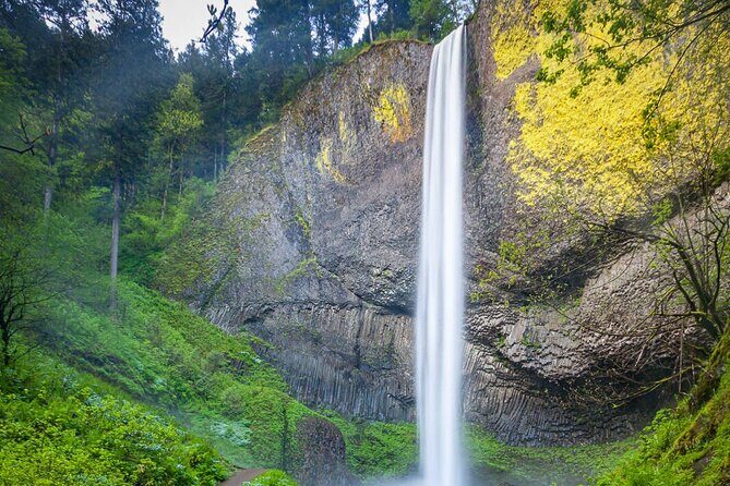 Private Tour of Multnomah Falls and Columbia Gorge - Detailed Breakdown of the Itinerary