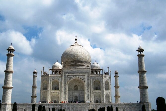 Private Tour of North India and Gateway of India Mumbai - Guide and Transportation