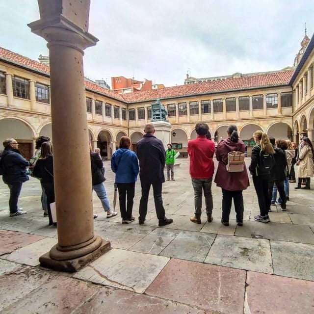 Private Tour of Oviedo - Meeting Point and Guide Identification