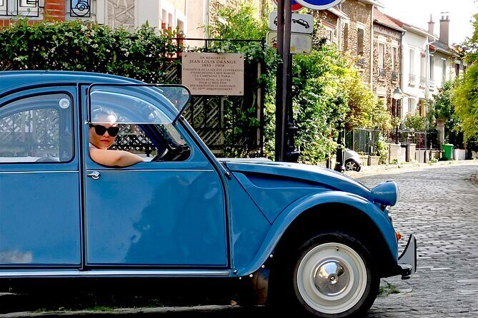 Private Tour of Paris in a convertible citroën 2CV - A Closer Look at the Experience