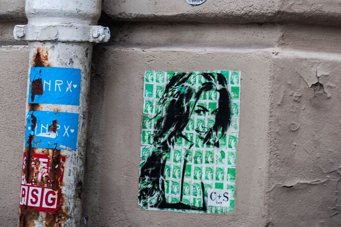 Private Tour of Pariss Coolest Neighbourhood Tour - Les Marais With a Local - Enjoy Exclusive Insider Tips