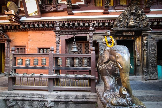 Private Tour of Patan With Durbar, Hindu Temple, Buddhist Vihar-Stupa and Museum - The Sum Up