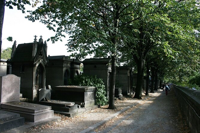 Private Tour of Père Lachaise Cemetery - Guided Tour Options