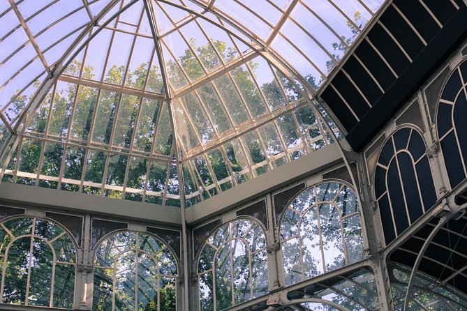 Private Tour of Photography at Best Locations in Madrid With a Local - The Sum Up
