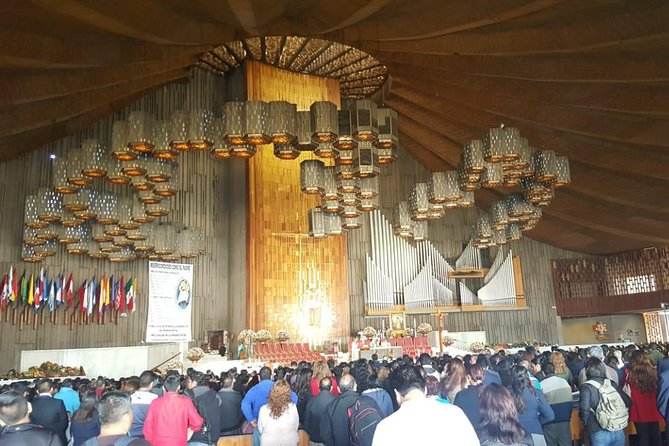 Private Tour of Pyramids of Teotihuacán and Basilica of Guadalupe - Common Questions