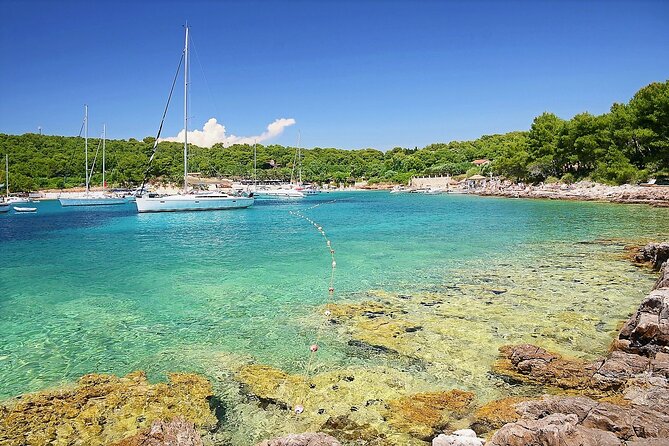 Private Tour of Red Rocks, Pakleni Islands and Hvars Southern Beaches - Tour Reviews
