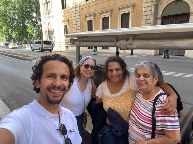 Private Tour of Rome in Golf Cart 2.5H - RomanSafari - Language Options