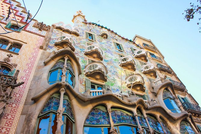 Private Tour of Sagrada Familia, Parc Guell and More. - Common Questions