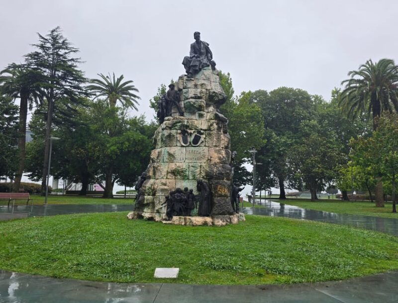 Private Tour of Santander With Interior of the Cathedral and Centro Botín - Key Points
