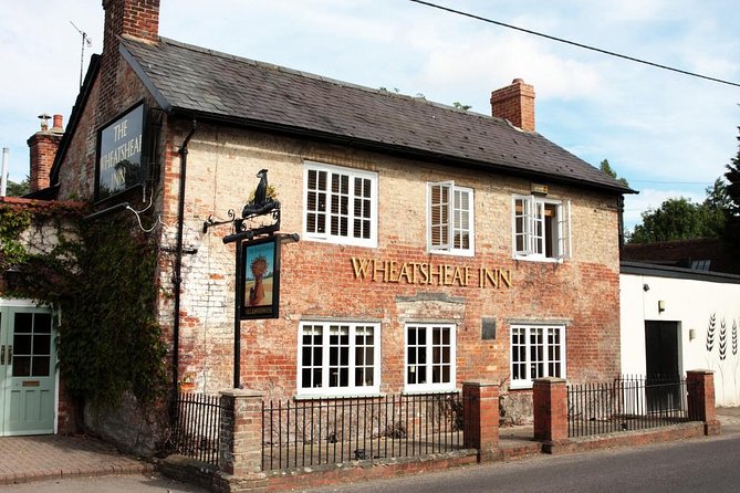 Private Tour of Stonehenge and Salisbury Cathedral - Tour Highlights