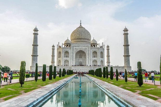Private Tour of Taj Mahal at Sunrise & Agra Fort From Delhi - Itinerary Overview