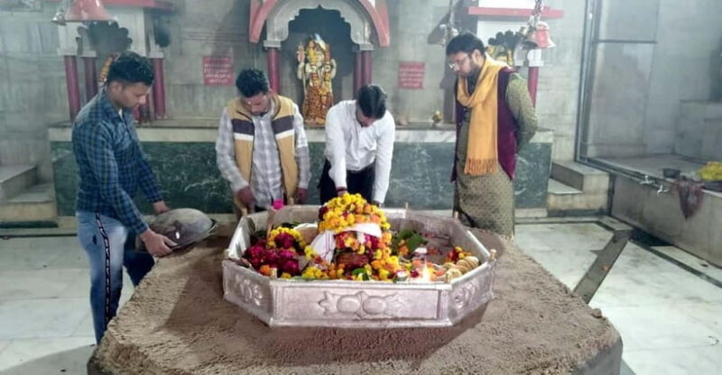 Private Tour of Temples and Spiritual Sites of Agra - Discovering Agra’s Sacred Sites: What to Expect