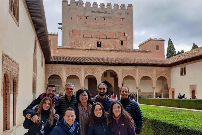 Private Tour of the Alhambra to Travel Back in Time. NO TICKETS - The Sum Up