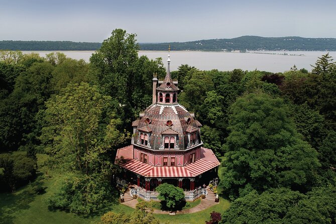 Private Tour of The Armour-Stiner Octagon House in New York - Tour Details