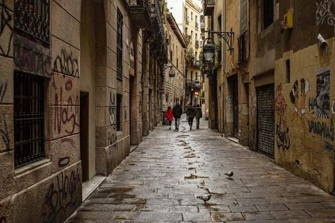 Private Tour of the Mysterious and Forbidden Barcelona - Meeting and Pickup Information
