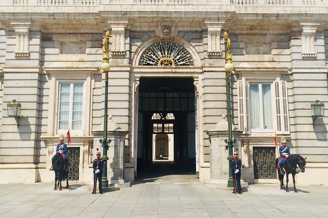 Private Tour of the Royal Palace, Private Guide, Fast Entrance and Pick up at the Hotel. - Common Questions