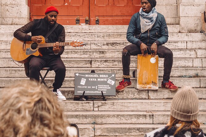 Private Tour of the Toursitc & Hidden Highlights of Montmarte Paris - Hidden Gems and Local Secrets