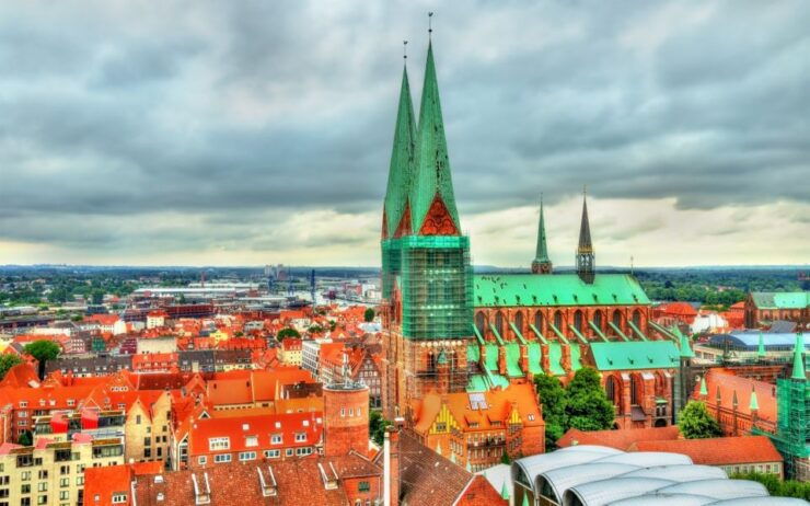 Private Tour of the Willy Brandt House and Historic Lubeck - Duration and Availability of the Tour