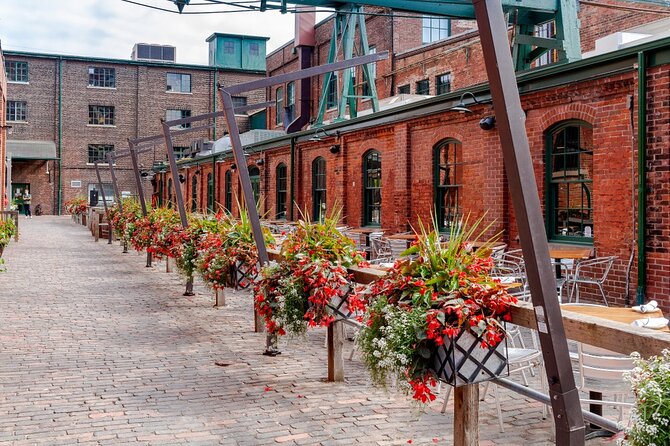 Private Tour of Toronto - The Sum Up