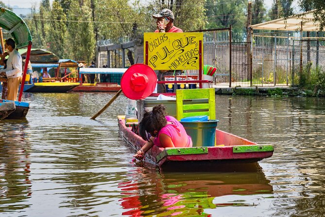 Private Tour on a Trajinera Around Xochimilco - Customer Testimonials