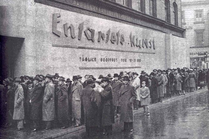 Private Tour on "In Hitlers Footsteps Through Munich" - Tour Inclusions and Features