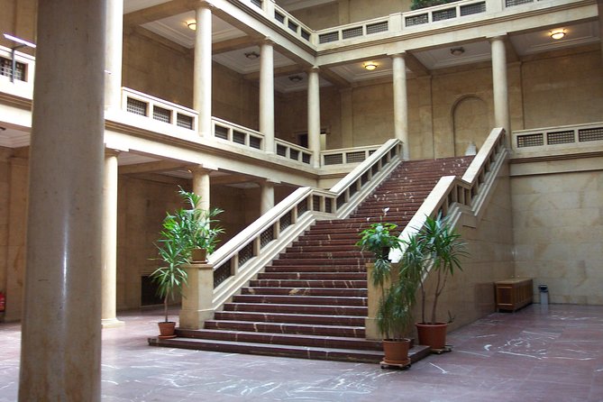 Private Tour on "In Hitlers Footsteps Through Munich" - The Starting Point: Marienplatz