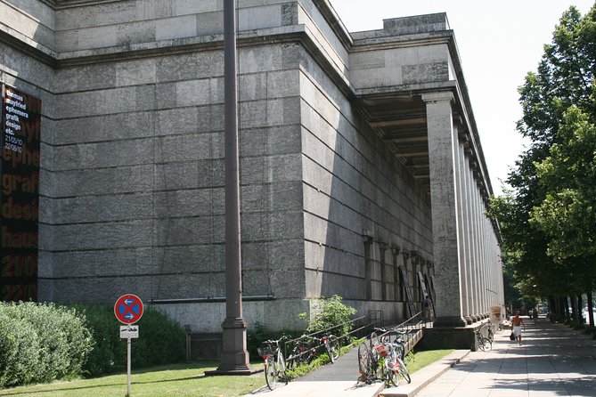 Private Tour on "In Hitlers Footsteps Through Munich" - The Sum Up